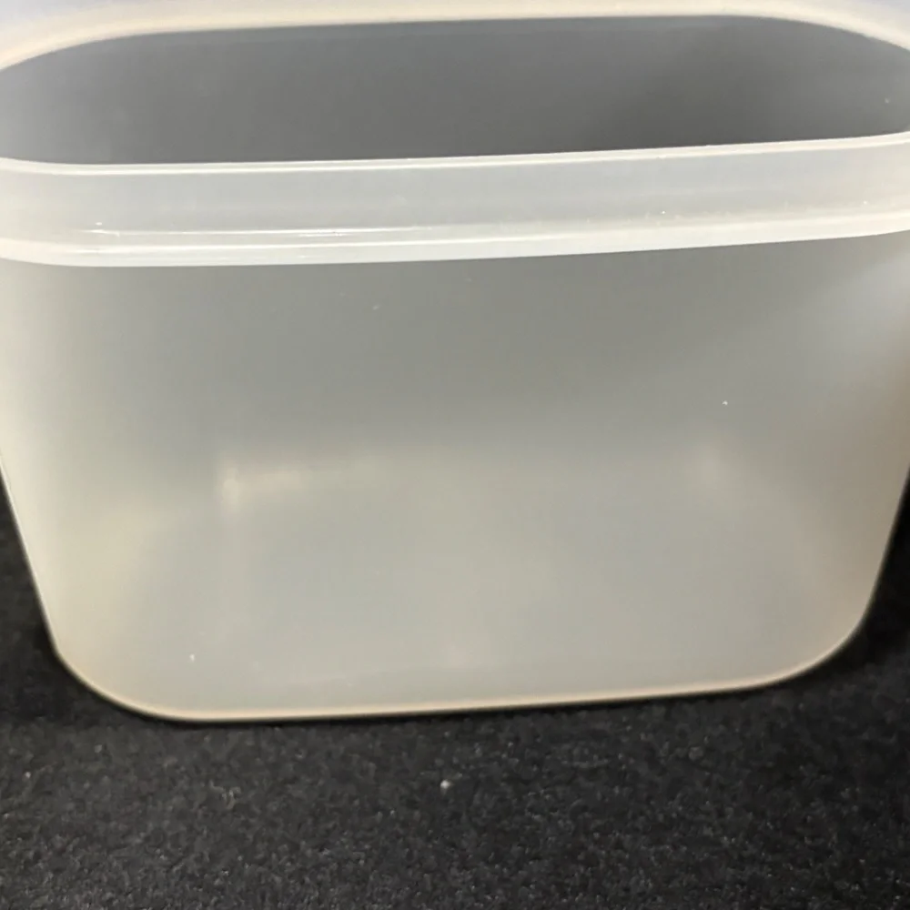 Vintage TUPPERWARE Clear Storage 4 3/4 Cup Clear Container #1512 Only